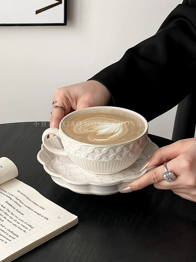 Bộ tách trà và đĩa sứ nổi họa tiết cổ điển, tách latte nghệ thuật gốm sứ cao cấp, cốc, tách latte, tách trà chiều