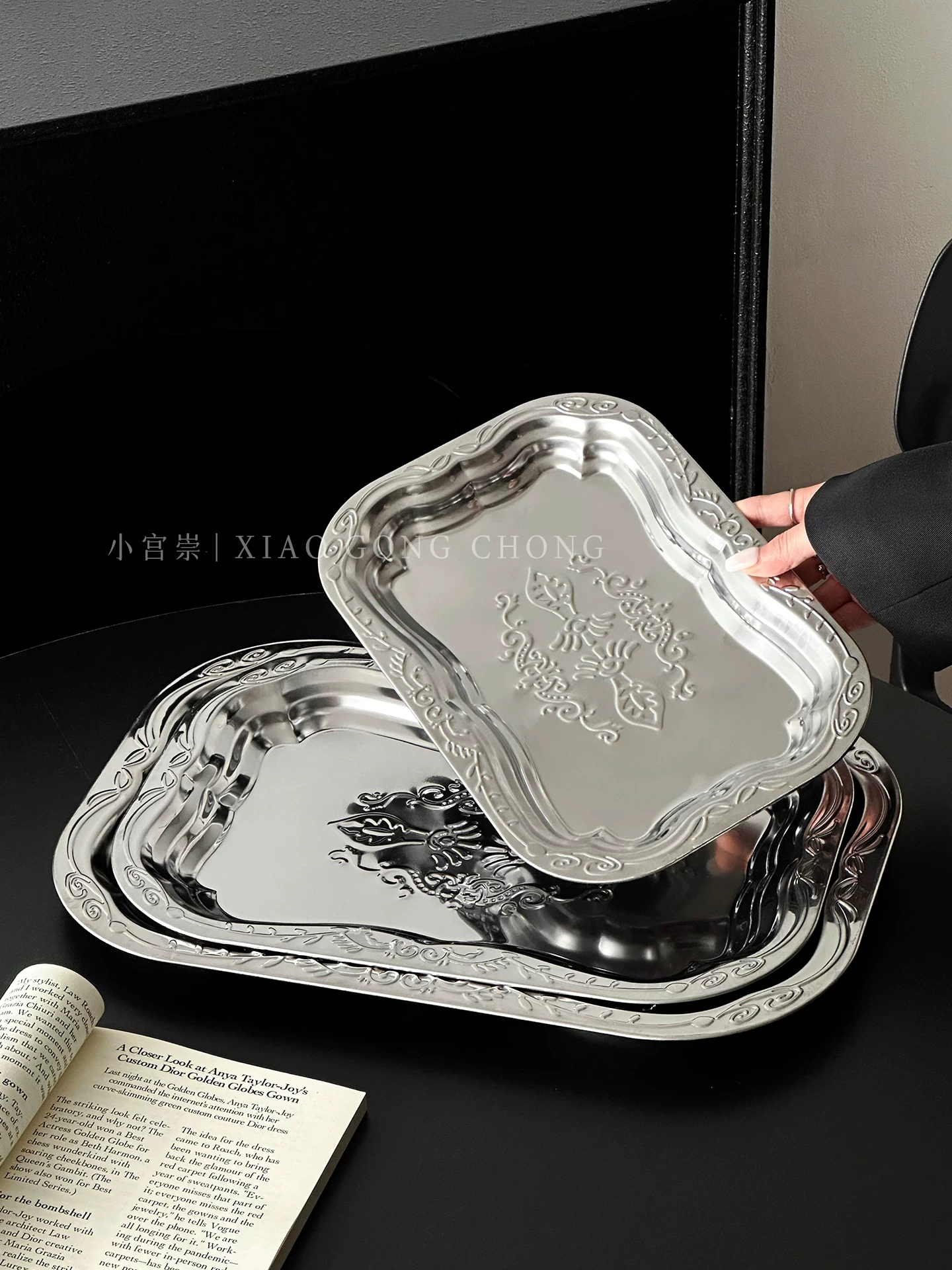 Khay đựng bánh kiểu Pháp cao cấp bằng thép không gỉ, kiểu cổ điển, có họa tiết nổi, khay để bàn, khay đựng đồ gia dụng