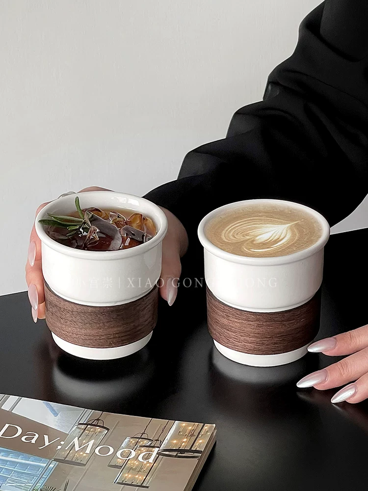 Cốc cầm tay bằng gốm trắng tối giản, cốc cà phê latte tiện lợi, cốc nước có vỏ tre chống bỏng, cốc sữa ăn sáng.