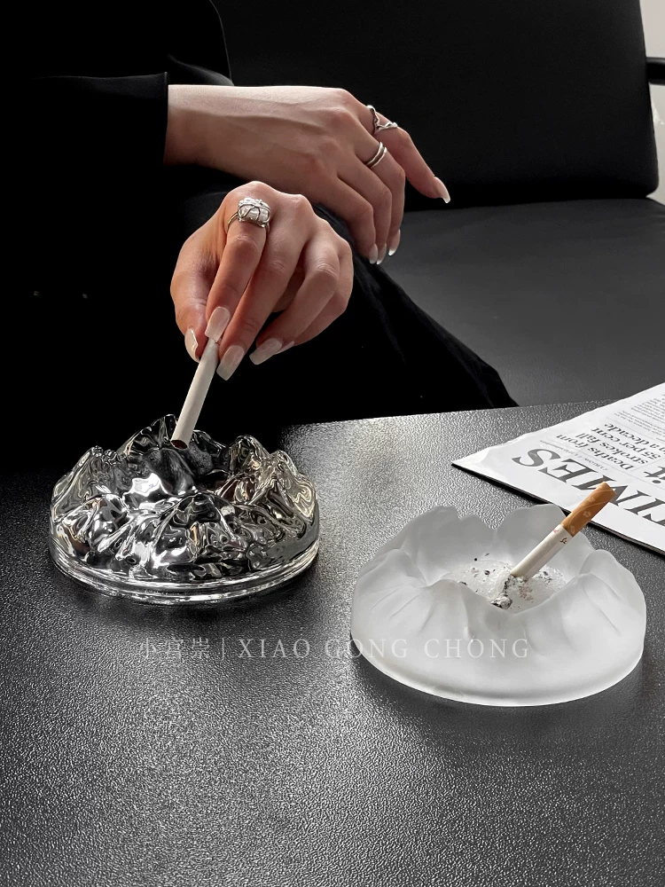 Gạt tàn thuốc phong cách Bắc Âu sang trọng nhẹ nhàng, trang trí nhà cửa, phòng khách, văn phòng, thiết kế sáng tạo, kiểu băng giá mờ, đồ trang trí thời thượng, giá để xì gà