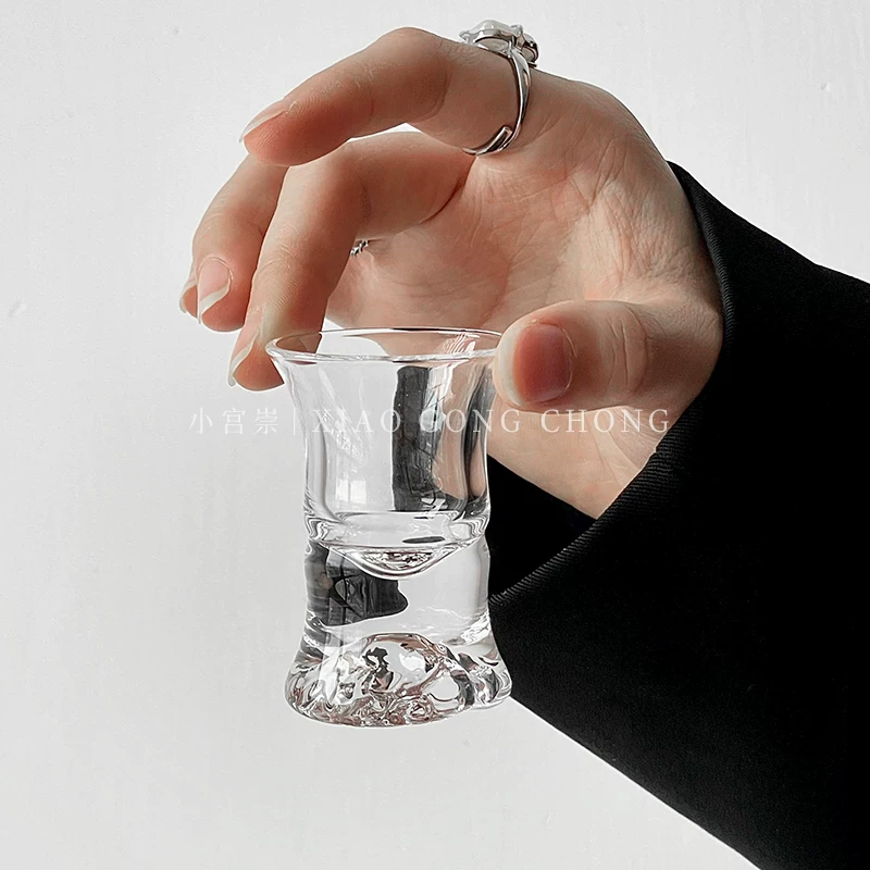 Cốc kiểu cổ điển thời trung cổ có họa tiết tre nhìn ra núi, cốc rượu sake, cốc uống rượu một lần, cốc rượu gia dụng, cốc trà nhỏ, cốc thủy tinh.