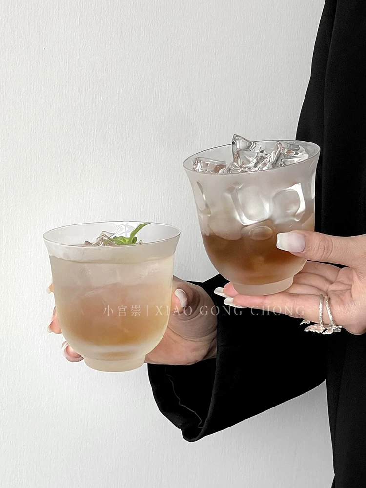 Tách trà thủy tinh mờ kiểu Trung Quốc mới, cốc cà phê latte đá kiểu ins, cốc cocktail dòng trà kungfu kiểu Trung Quốc.