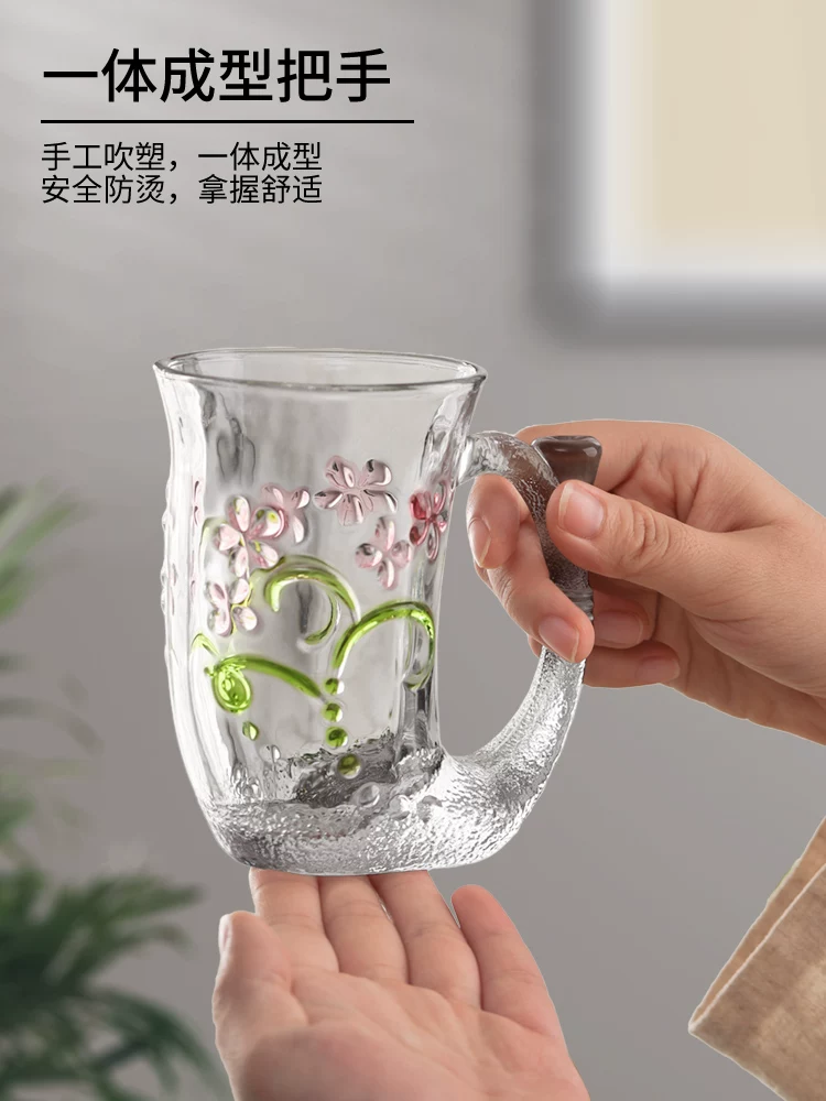 Ly nước thủy tinh thời thượng 2025 dùng trong nhà, ly phong cách ins dành cho nữ, thẩm mỹ cao, ly uống trà có quai cầm.