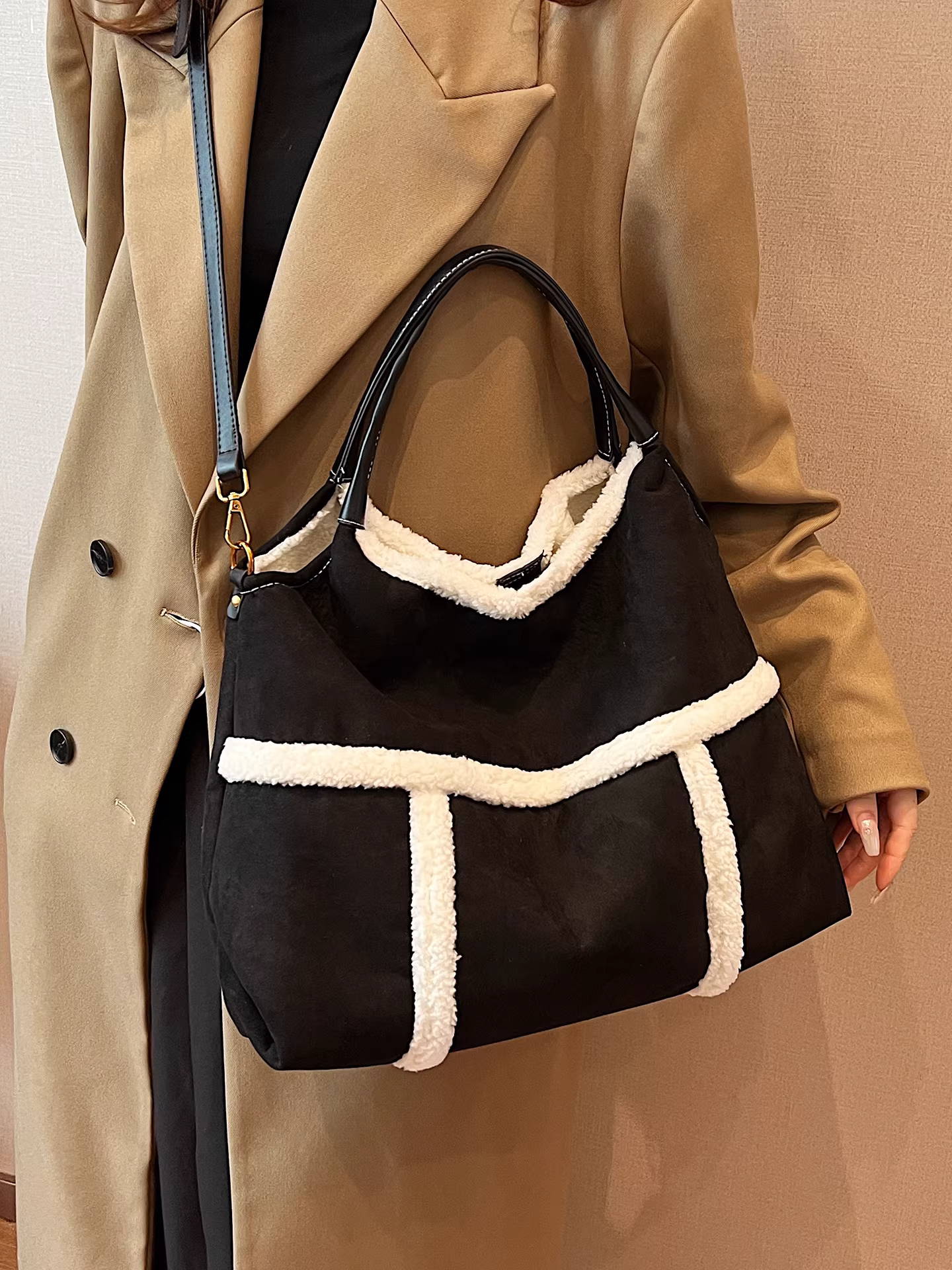 Túi da lộn nữ, dung tích lớn, mẫu mới thu đông 2025, túi đeo chéo lông mềm, túi tote đeo vai đơn giản phong cách retro