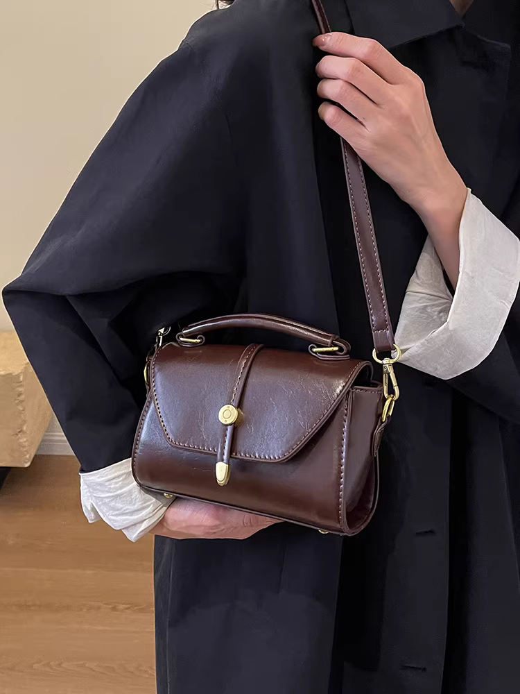 Túi xách nữ 2025 kiểu dáng mới thời thượng cao cấp thu đông retro đa năng đeo vai đeo chéo túi vuông nhỏ hot trend