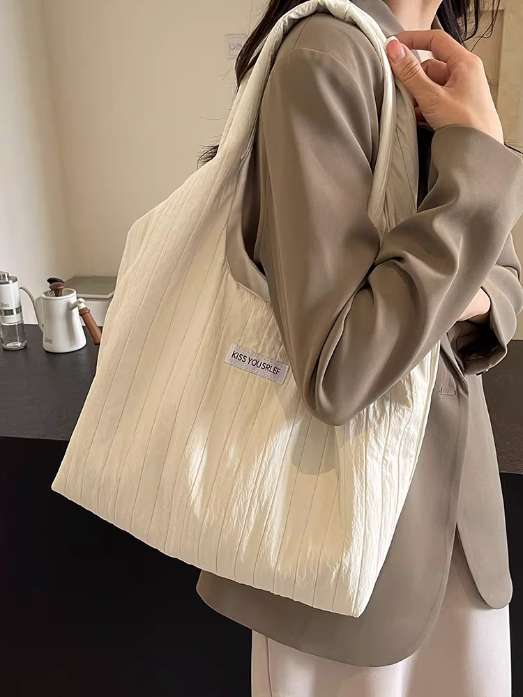 Túi tote vải bố phong cách Hàn Quốc dành cho nữ 2025, mẫu mới xuân hè, thiết kế thoải mái, năng động, dung tích lớn, đeo vai