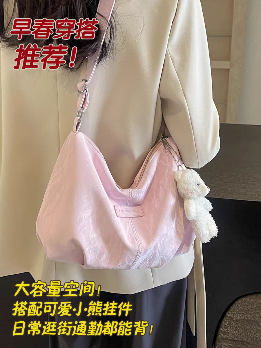 Túi tote nữ, dung tích lớn, thiết kế độc đáo thu đông 2025, túi đeo vai và đeo chéo đa năng dành cho nữ đi làm.