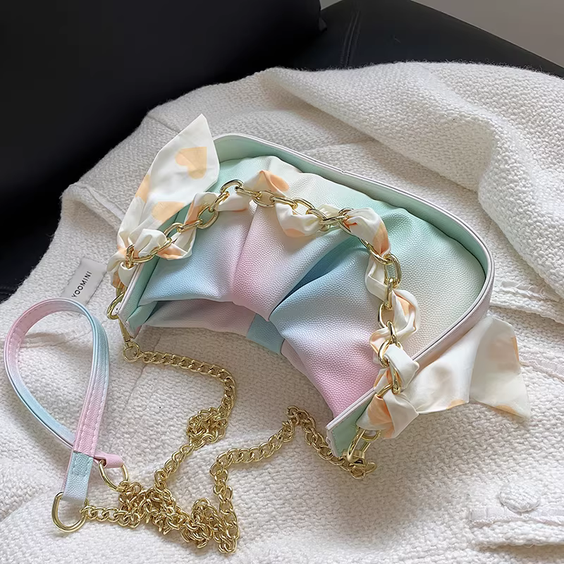 Túi nhỏ thời thượng dành cho nữ năm 2025, túi đeo chéo đa năng chất liệu cao cấp mới, túi đeo nách độc đáo kiểu mây.