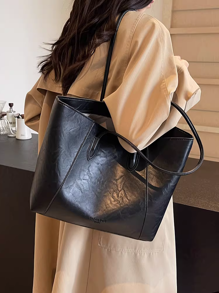 Túi xách nữ cỡ lớn kiểu mới 2025 cao cấp, đeo vai, chất liệu thu đông, dành cho sinh viên, đi học, đi làm