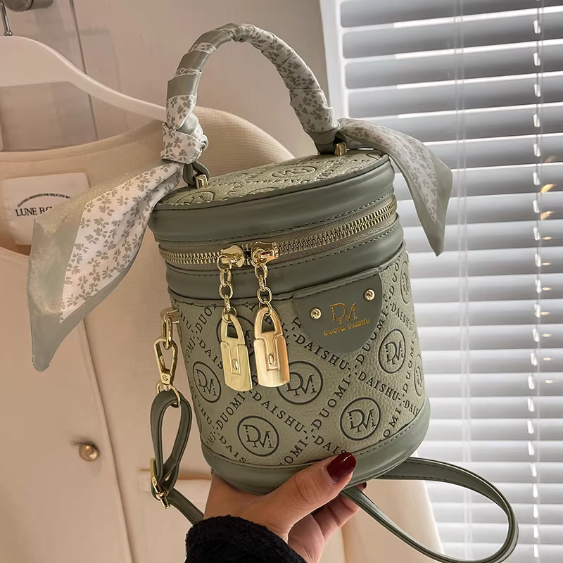 Túi xách nữ 2025 thu đông mới cao cấp, kiểu dáng độc đáo hình trụ, túi đeo vai đa năng, túi đeo chéo thời thượng