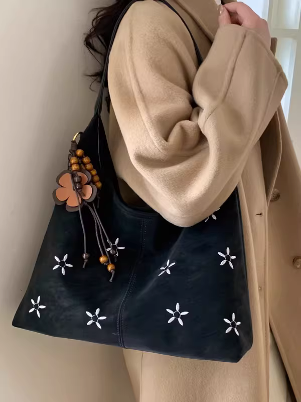 Túi thêu nữ, dung tích lớn, mẫu mới thu đông 2025, túi đeo vai/nách phong cách thường ngày, chất liệu cao cấp, túi tote đi làm