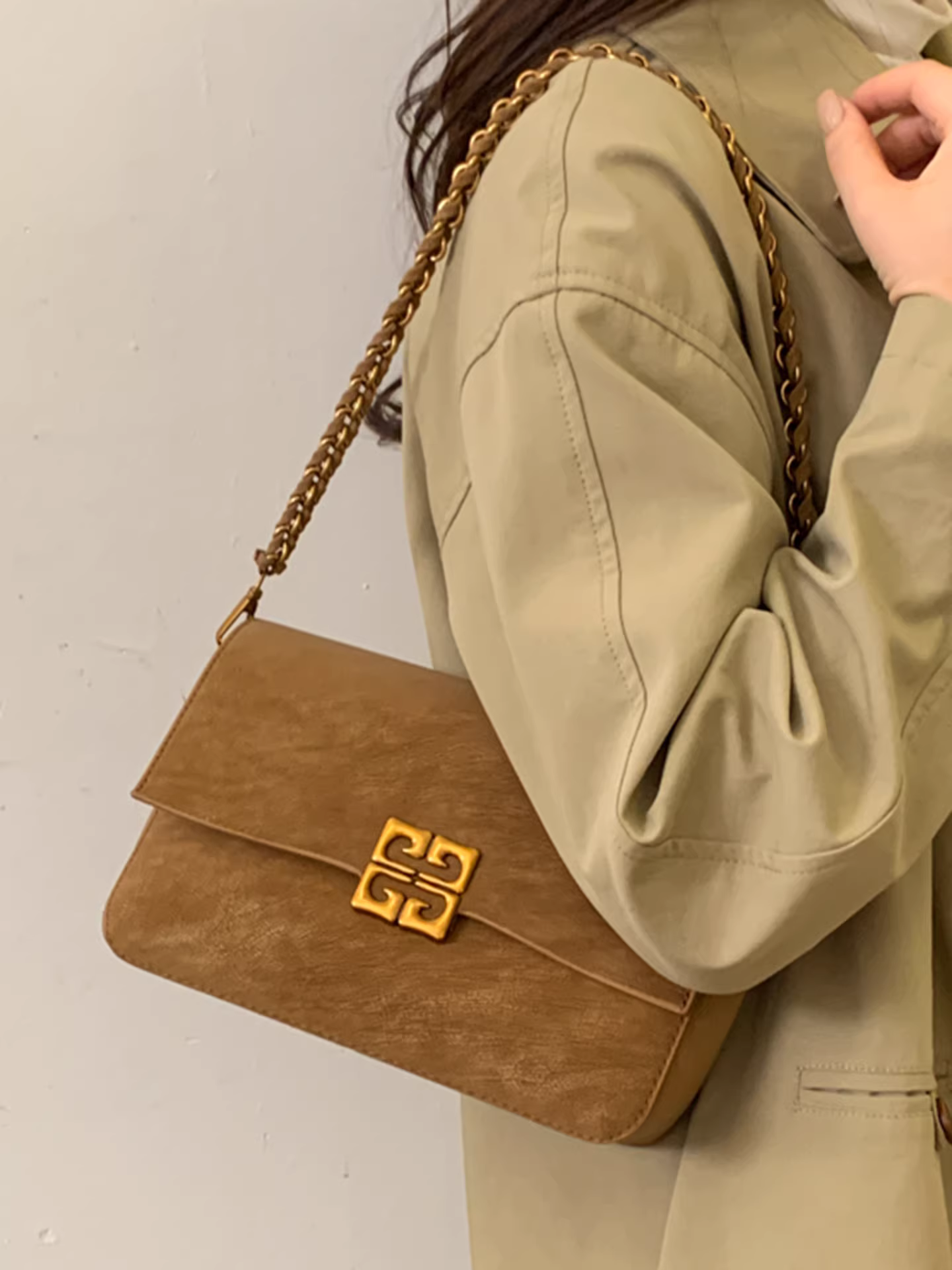 Túi nhỏ phong cách retro mờ nhám dành cho nữ, mẫu mới thu đông 2025, túi đeo chéo đa năng, túi vuông nhỏ đeo nách dây xích đang thịnh hành