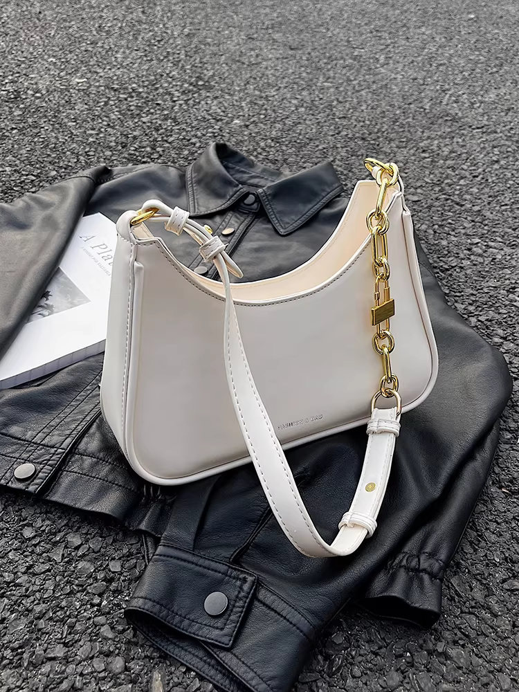 Túi đeo nách nữ 2025 thiết kế độc đáo cao cấp thu đông đa năng hot trend túi vuông nhỏ đeo chéo