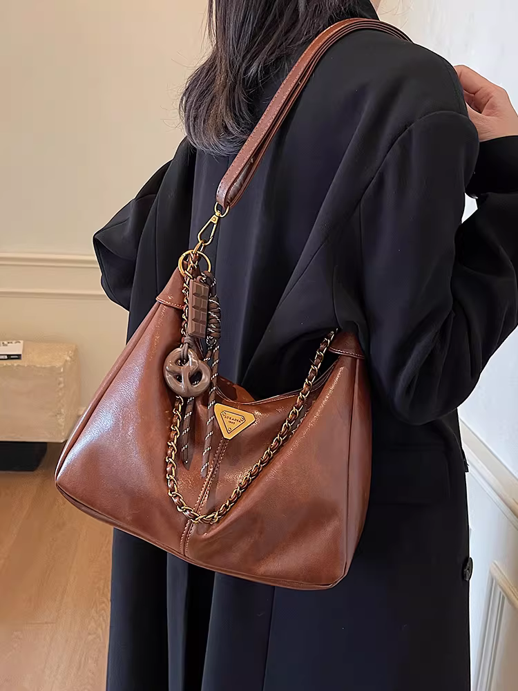 Túi đeo chéo cao cấp dành cho nữ, kiểu dáng hot thu đông 2025, dung tích lớn, phong cách retro đa năng, kiểu dáng bánh bao tiện dụng