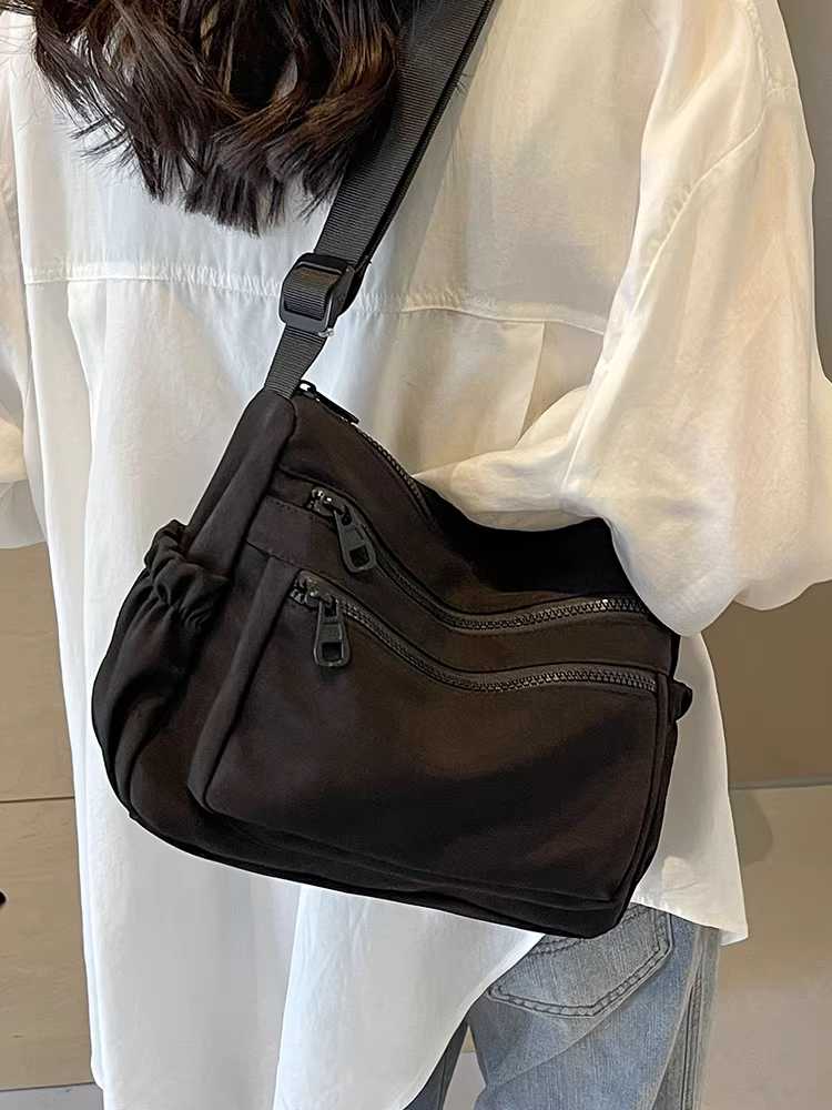 Túi vải nylon đeo chéo nữ kiểu dáng thu đông 2025, dung tích lớn, đa năng, thời thượng, túi vuông nhỏ đeo vai