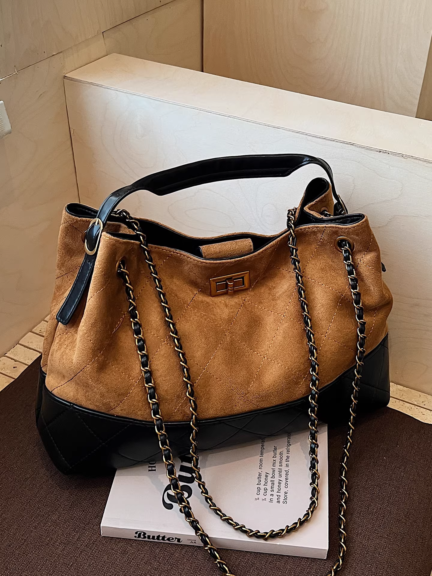 Túi da lộn nữ, dung tích lớn, mẫu mới thu đông 2025, túi đeo chéo phối dây xích đa năng, túi tote cao cấp