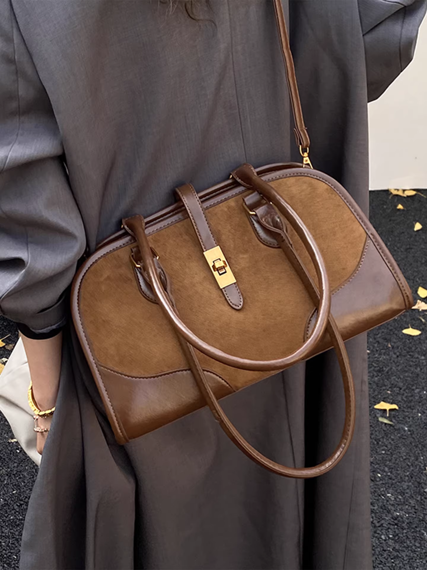 Túi xách nữ vintage mờ, dung tích lớn, mẫu mới thu đông 2025, túi đeo chéo cá tính, túi đeo vai/nách kiểu gối.