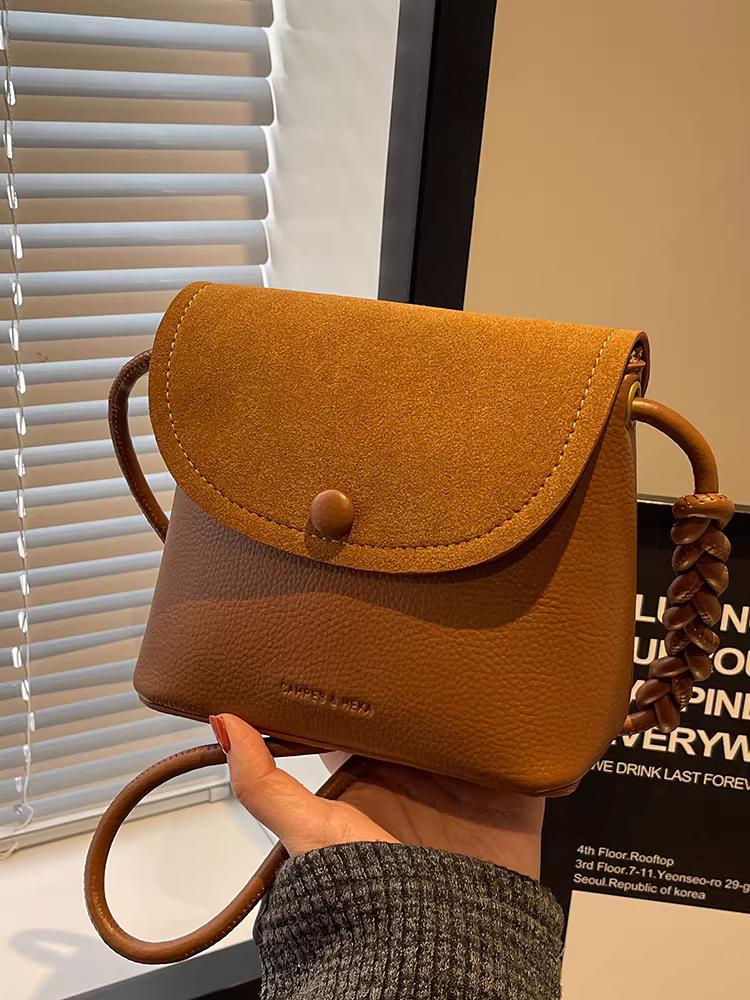 Túi xách nữ cao cấp 2025, túi đeo chéo mới mùa thu đông, túi đeo vai kiểu xô, thiết kế độc đáo, đa năng dành cho nữ