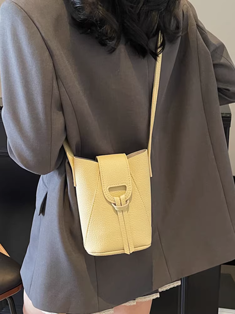 Túi nhỏ cao cấp và thời trang dành cho nữ, mẫu túi đeo chéo mới mùa hè 2025, phiên bản Hàn Quốc, kiểu hot trên mạng xã hội, túi đựng điện thoại