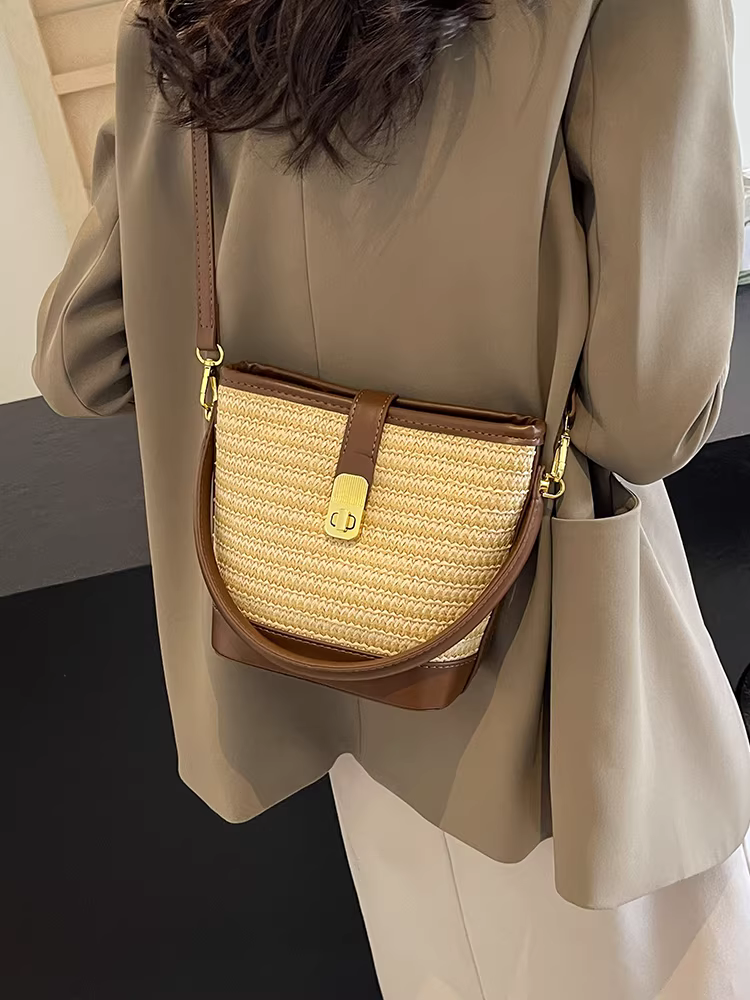 Túi cói dệt nữ 2025 thiết kế độc đáo, túi đeo chéo xuân hè đa năng, túi xách cao cấp kiểu xô