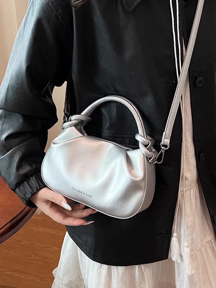 Túi xách nữ cao cấp 2025 mẫu xuân hè mới thiết kế độc đáo túi đeo chéo thời trang retro cầm tay túi nhỏ xếp ly