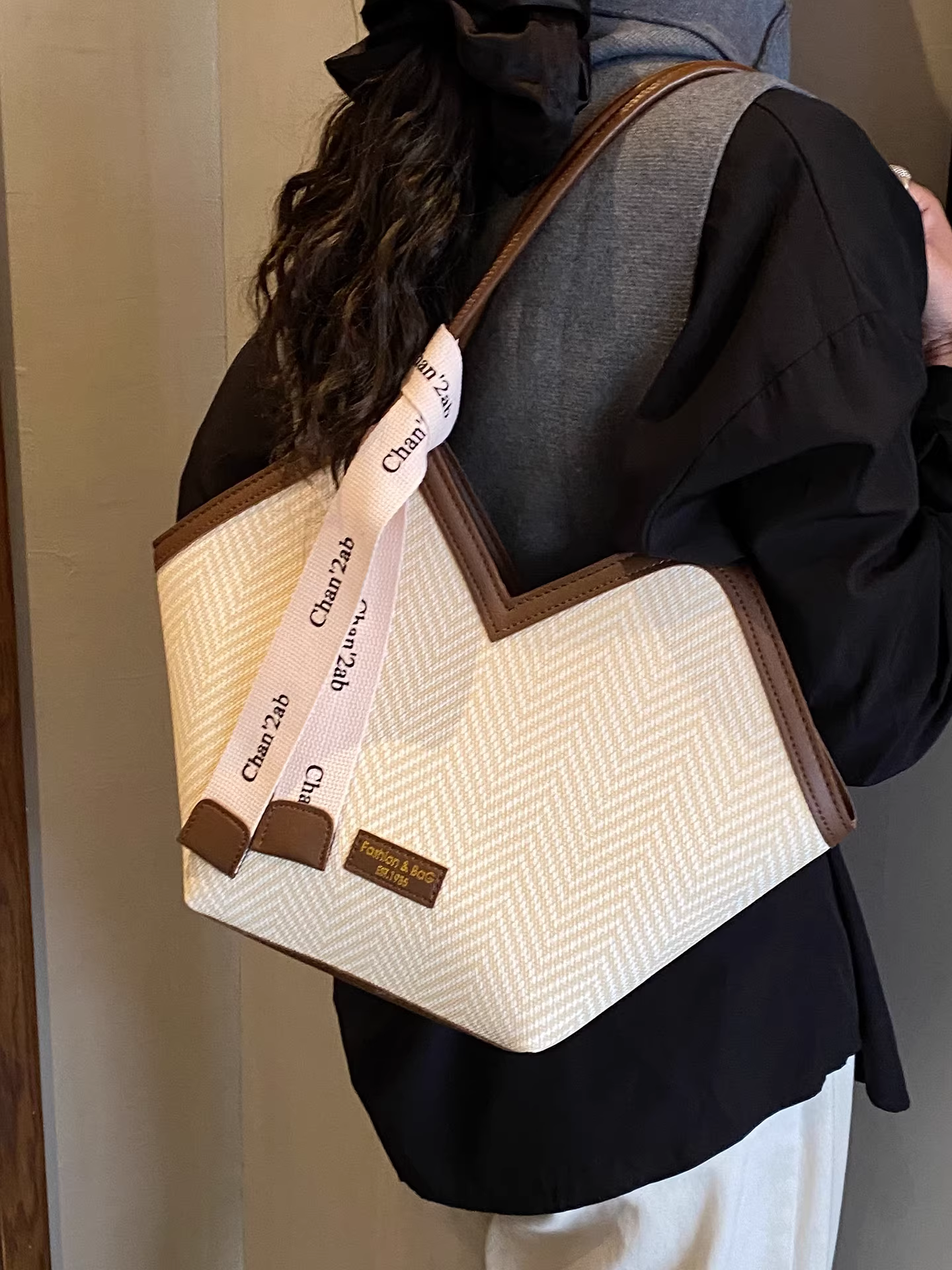 Túi sọc cỡ lớn dành cho nữ, mẫu mới thu đông 2025, túi đeo vai phong cách giản dị, túi tote đi học