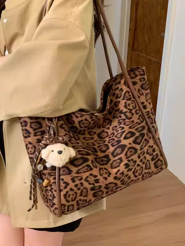 Túi đeo chéo họa tiết da báo retro dành cho nữ, dung tích lớn, mẫu mới thu đông 2025, đa năng, phong cách thường ngày, thích hợp cho sinh viên đi học, túi tote