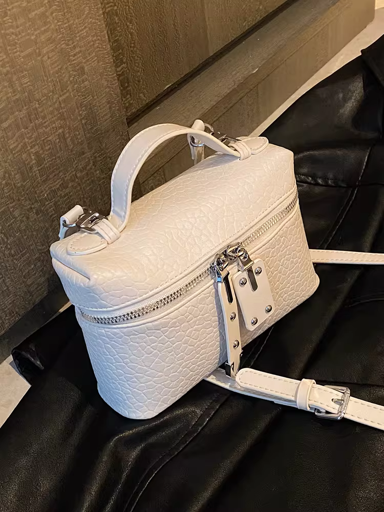 Những chiếc túi nhỏ phổ biến dành cho nữ năm nay 2025, mẫu mới thu đông, đa năng, đeo chéo, chất liệu thời thượng, kiểu dáng Hàn Quốc, cầm tay.