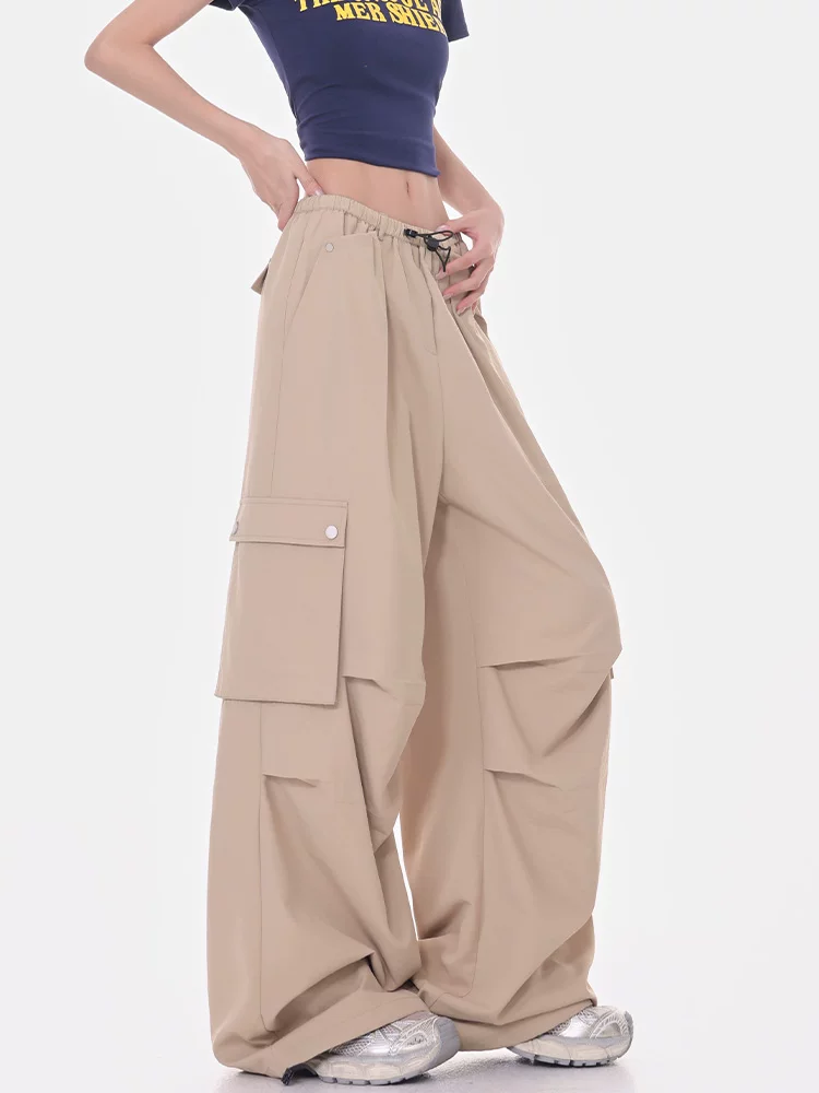 KEN STUDIO mùa hè mới quần cargo ống rộng xếp ly theo phong cách retro Mỹ dành cho nữ, quần jogger ống thẳng dài đến sàn kiểu lính dù