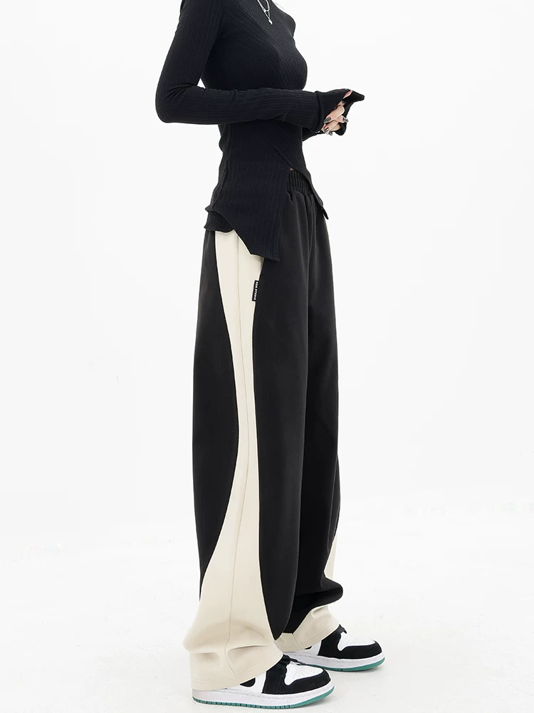 Quần thể thao dáng rộng ống rộng phối vải dày dặn mùa thu đông KEN STUDIO2025 dành cho nữ