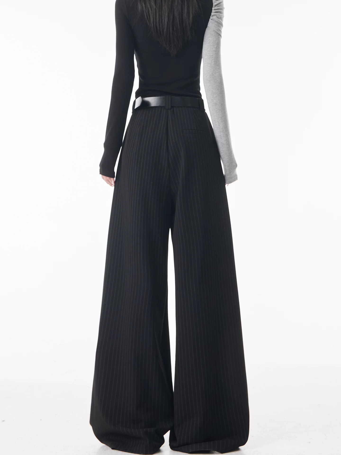 KEN STUDIO Xuân Thu Mới Quần Âu Sọc Đen Ống Rộng Cho Nữ Quần Âu Cạp Cao Draping Giảm Béo Quần Âu