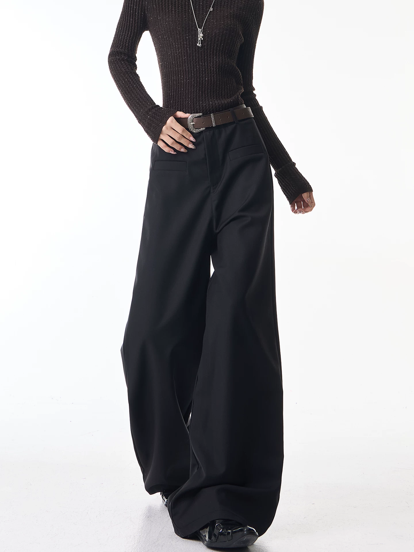 KEN STUDIO Quần tây ống rộng màu đen mới mùa xuân thu dành cho nữ, dáng rộng, thon gọn, đa năng, quần thường ngày đi làm.