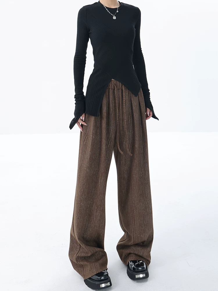 KEN STUDIO quần ống rộng sọc mới đầu thu dành cho nữ với thiết kế eo xếp ly và quần dài chạm sàn