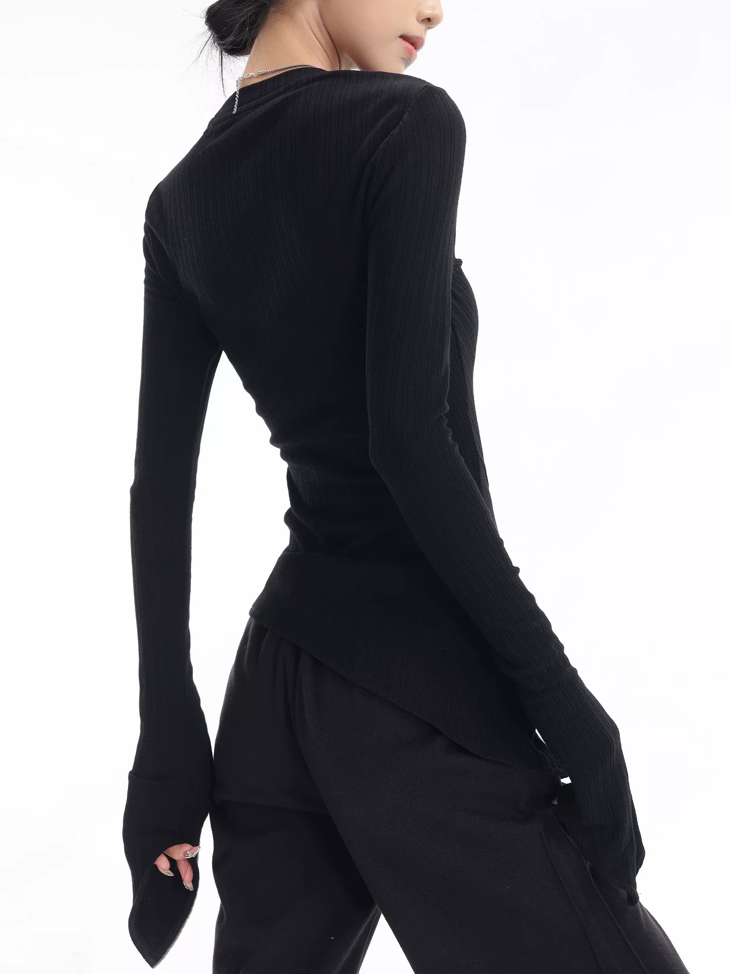 Áo thun dài tay thiết kế màu đen thu đông của KEN STUDIO dành cho nữ, áo dệt kim ôm sát bất đối xứng, áo sơ mi cơ bản