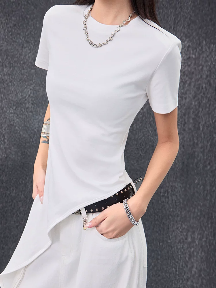 KEN STUDIO áo thun trắng cổ tròn tay ngắn thiết kế mùa hè độc đáo áo dáng rộng bất đối xứng giúp thon gọn