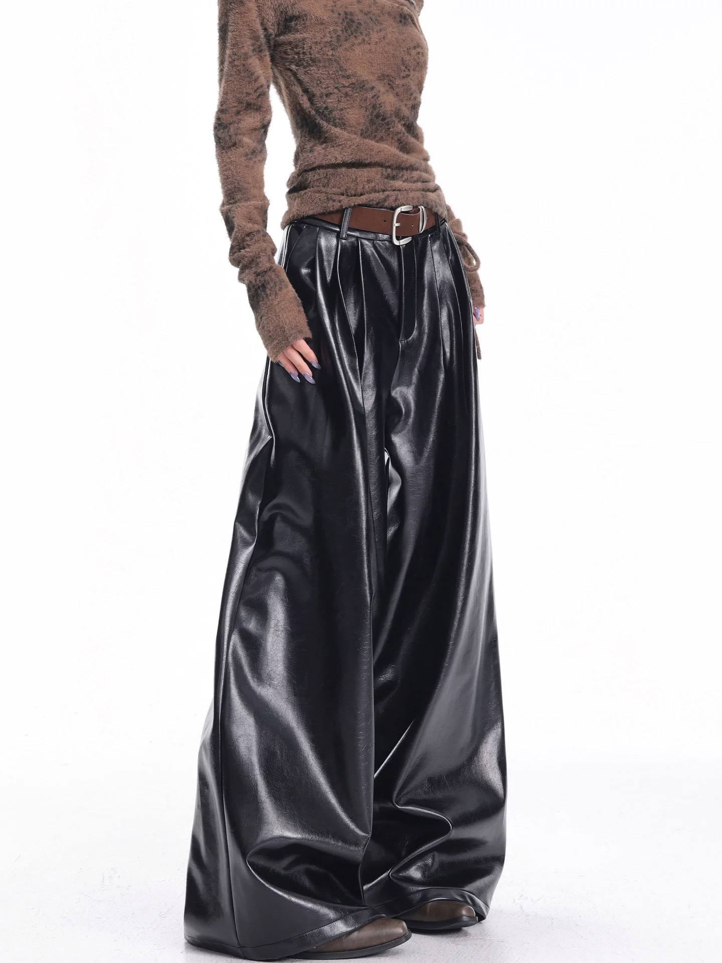 KEN STUDIO Quần da ống rộng PU màu đen mới thu đông dành cho nữ, xếp ly, tôn dáng, đa năng, quần dài đến sàn