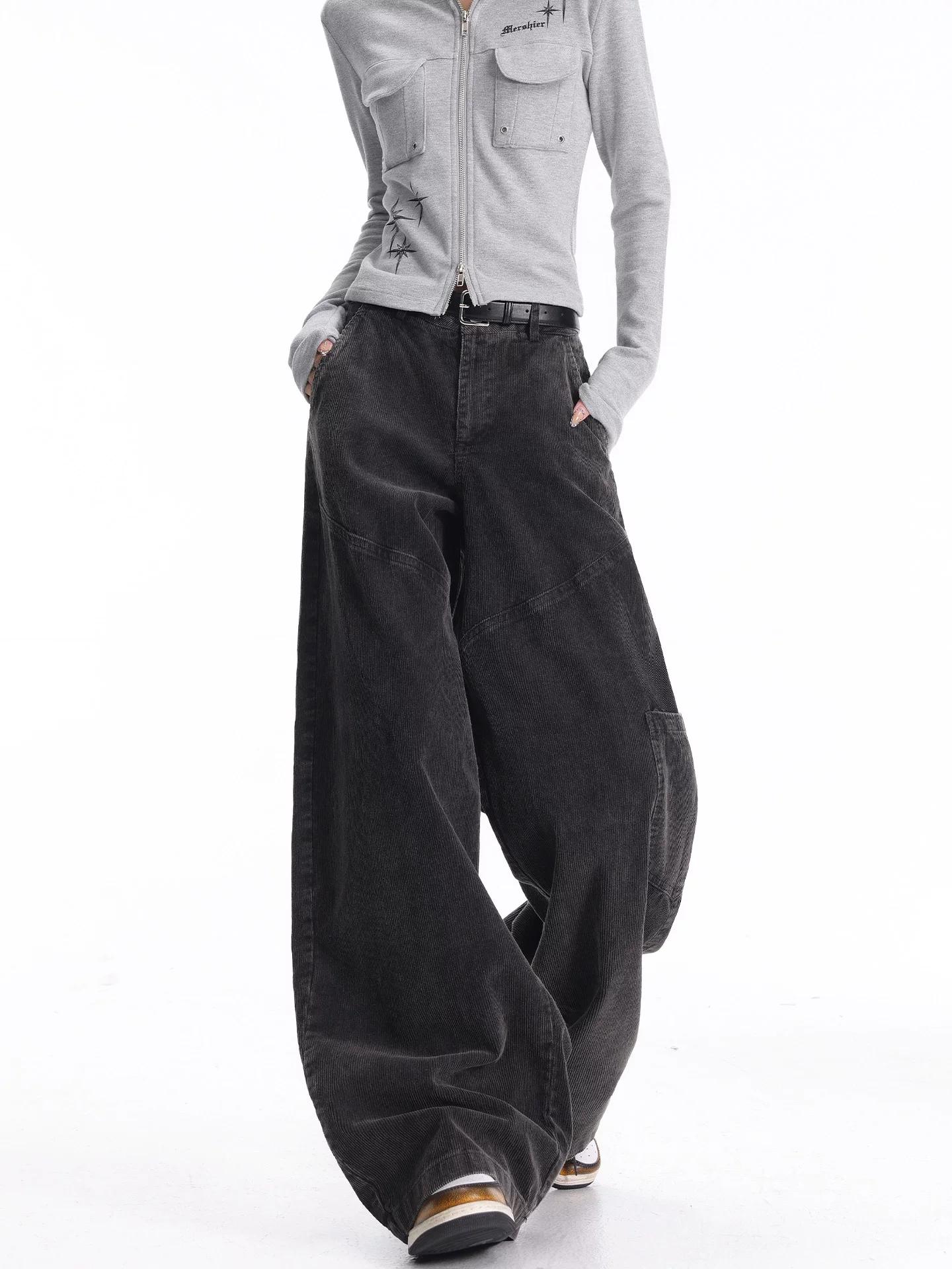 KEN STUDIO mùa thu đông mới kiểu dáng cổ điển quần áo bảo hộ lao động quần jean nữ lưng cao dáng rộng quần nhung kẻ kiểu scimitar