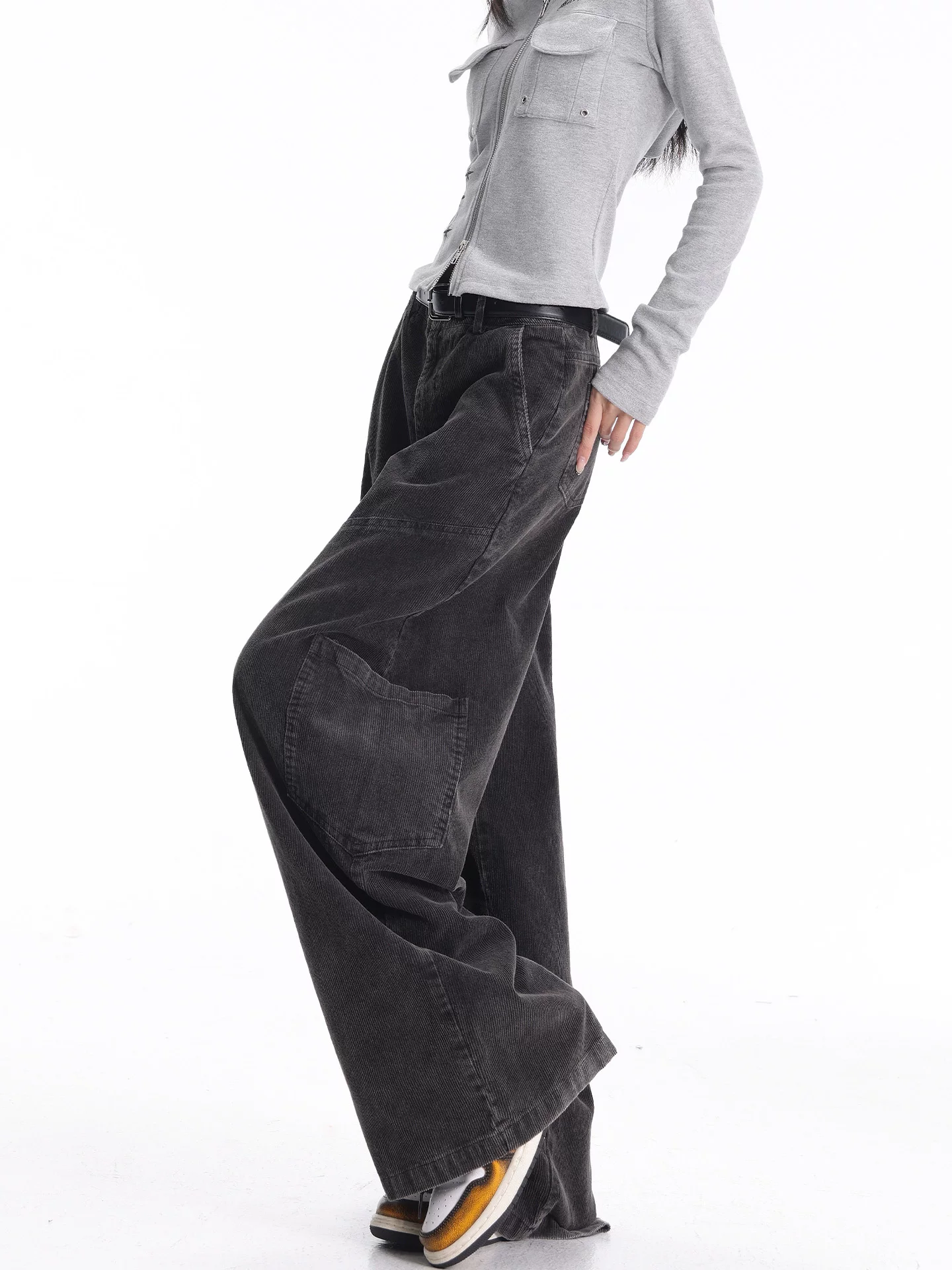 KEN STUDIO mùa thu đông mới kiểu dáng cổ điển quần áo bảo hộ lao động quần jean nữ lưng cao dáng rộng quần nhung kẻ kiểu scimitar