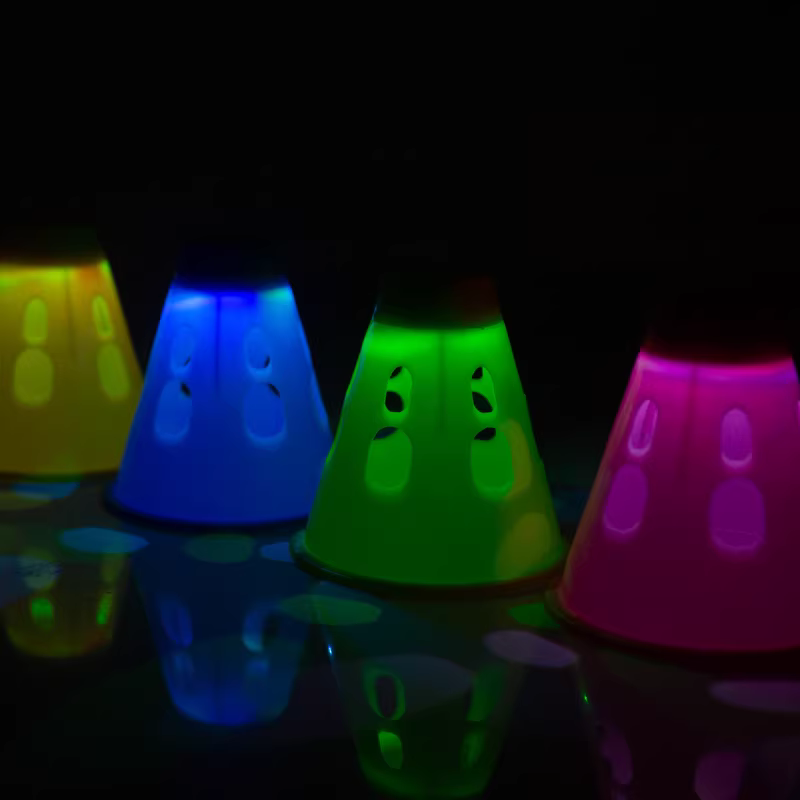 Cọc lều ngoài trời có nắp cảnh báo phát sáng, nắp cọc cắm trại, đèn chống ngã cho trẻ em ban đêm, cọc trượt patin, phụ kiện cắm trại