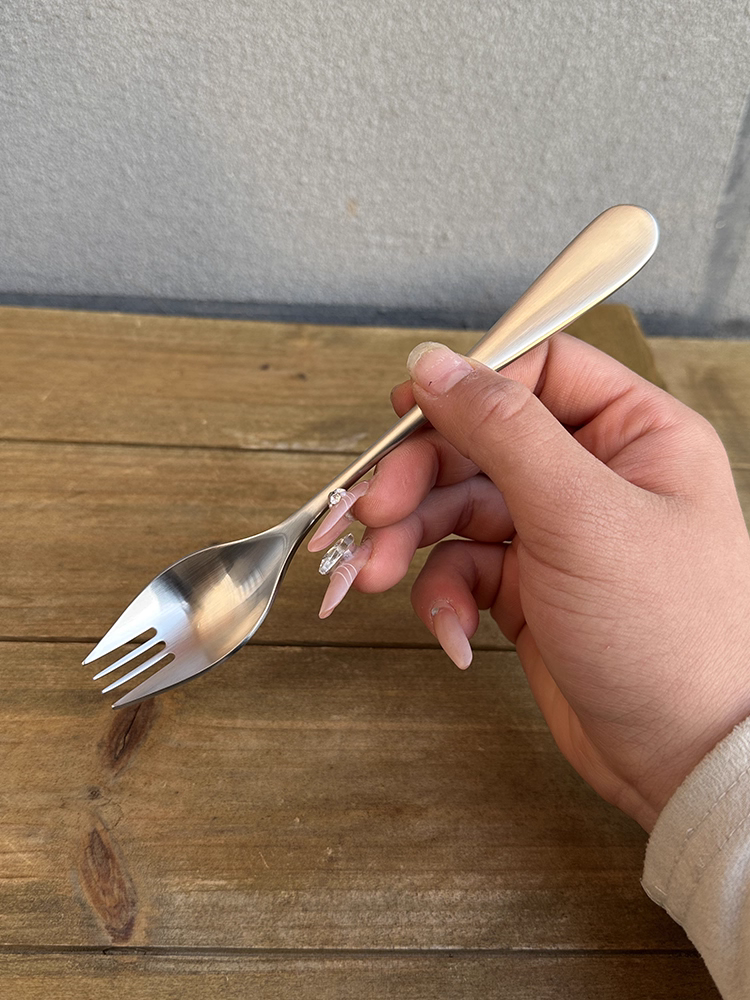 [Được khuyến nghị cho chất lượng ăn uống] Dĩa salad sáng tạo làm bằng thép không gỉ 18/10, thìa hình dĩa, dĩa salad