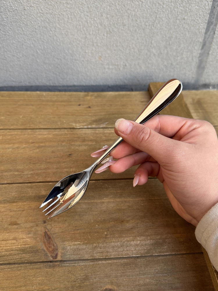 [Được khuyến nghị cho chất lượng ăn uống] Dĩa salad sáng tạo làm bằng thép không gỉ 18/10, thìa hình dĩa, dĩa salad