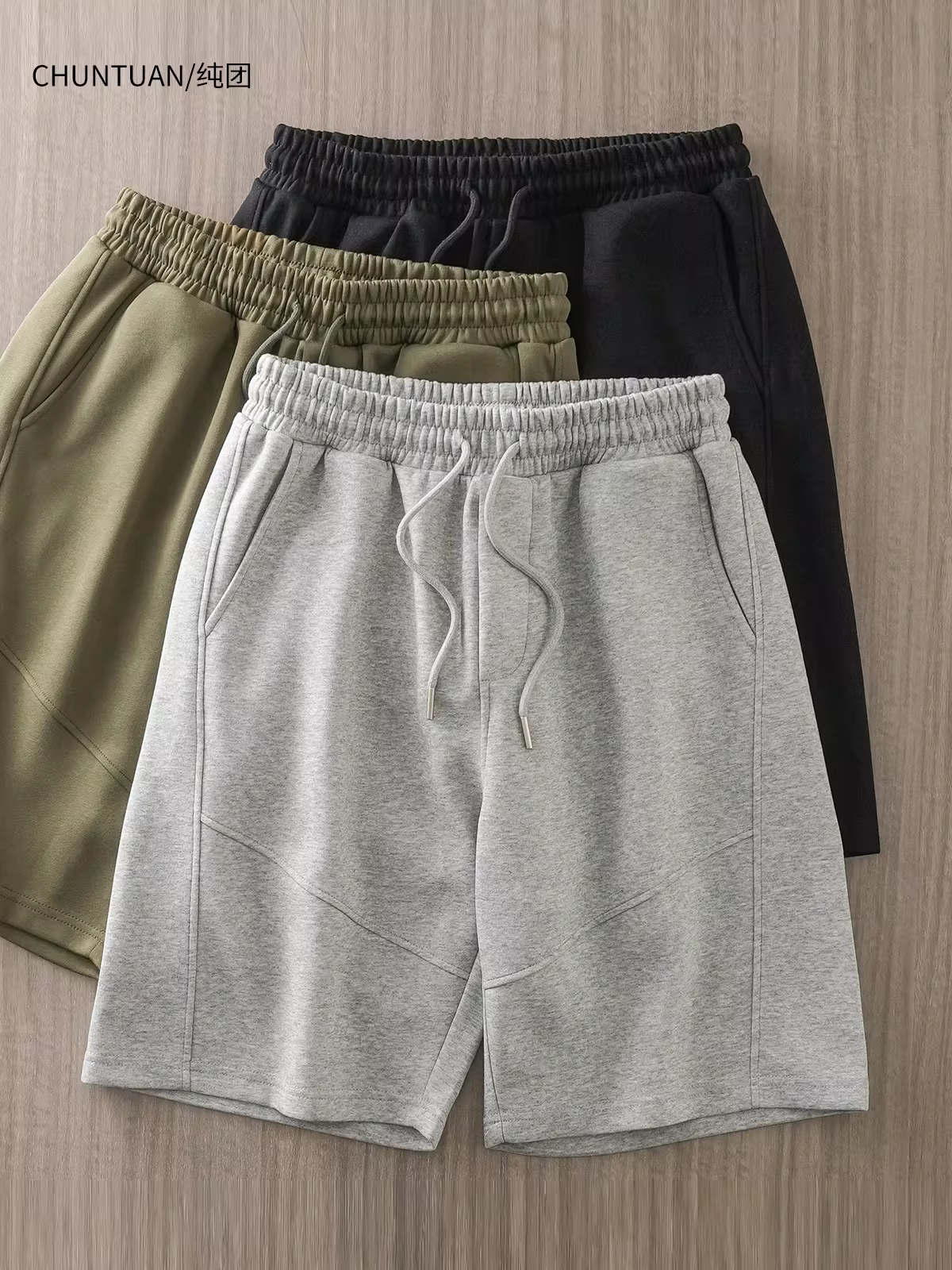 Quần short nam 360G hạng nặng, kiểu dáng mới mùa hè 2025, phong cách Mỹ, rộng rãi, thể thao, dài đến giữa đùi, thời trang, thương hiệu nổi tiếng, màu xám, quần short năm phần, phong cách thường ngày