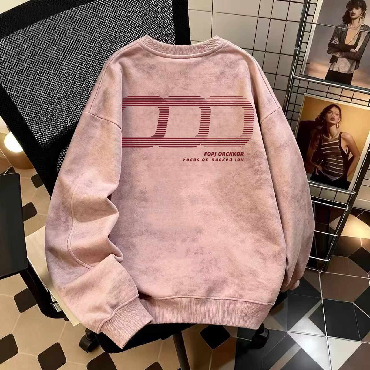 Áo nỉ cổ tròn dáng rộng phong cách Mỹ, chất liệu lông cừu giữ ấm, họa tiết tie-dye, hàng xuất khẩu, giá rẻ, mùa thu đông, thời trang.