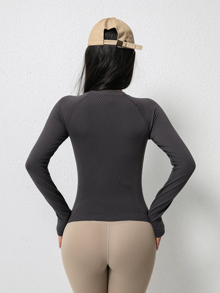 Jiumai Yipin trang phục tập yoga mùa thu đông dài tay nhanh khô bó sát giảm béo tập Pilates cổ tròn chạy bộ thể thao