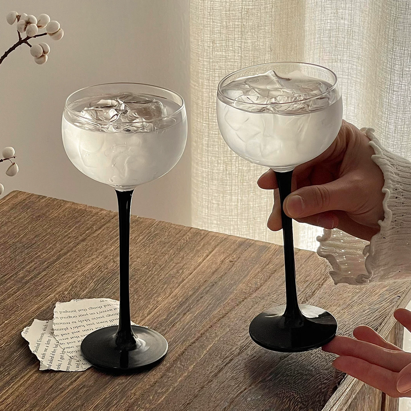 Ly thủy tinh cao thiết kế độc đáo, ly cocktail sáng tạo, ly tháp, ly pha chế hơi nghiêng, ly sâm panh, ly nước ép
