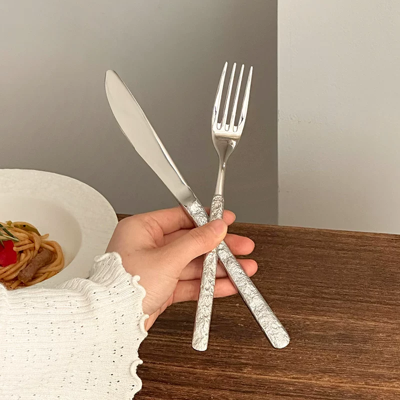 Bộ dao và nĩa cắt bít tết bằng thép không gỉ, bộ đồ ăn kiểu phương Tây có họa tiết đá tinh tế, dao làm bánh và món tráng miệng gia dụng, bộ ba món gồm dao, nĩa và thìa
