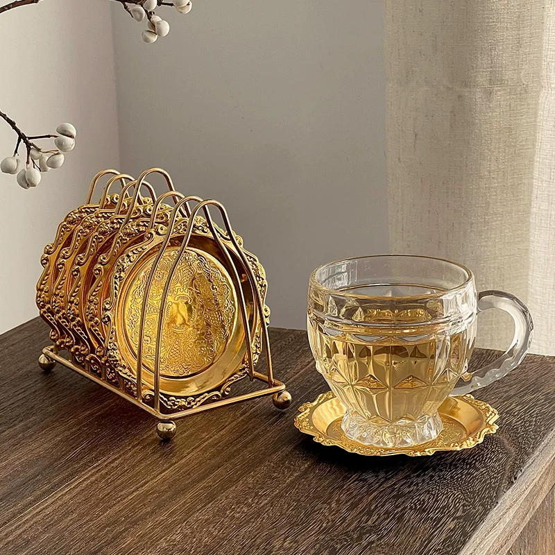 Đế lót ly cung điện cổ điển theo phong cách châu Âu, miếng đệm cách nhiệt cốc nước bằng thép không gỉ chất lượng cao, giá đựng cốc cà phê và trà gia dụng