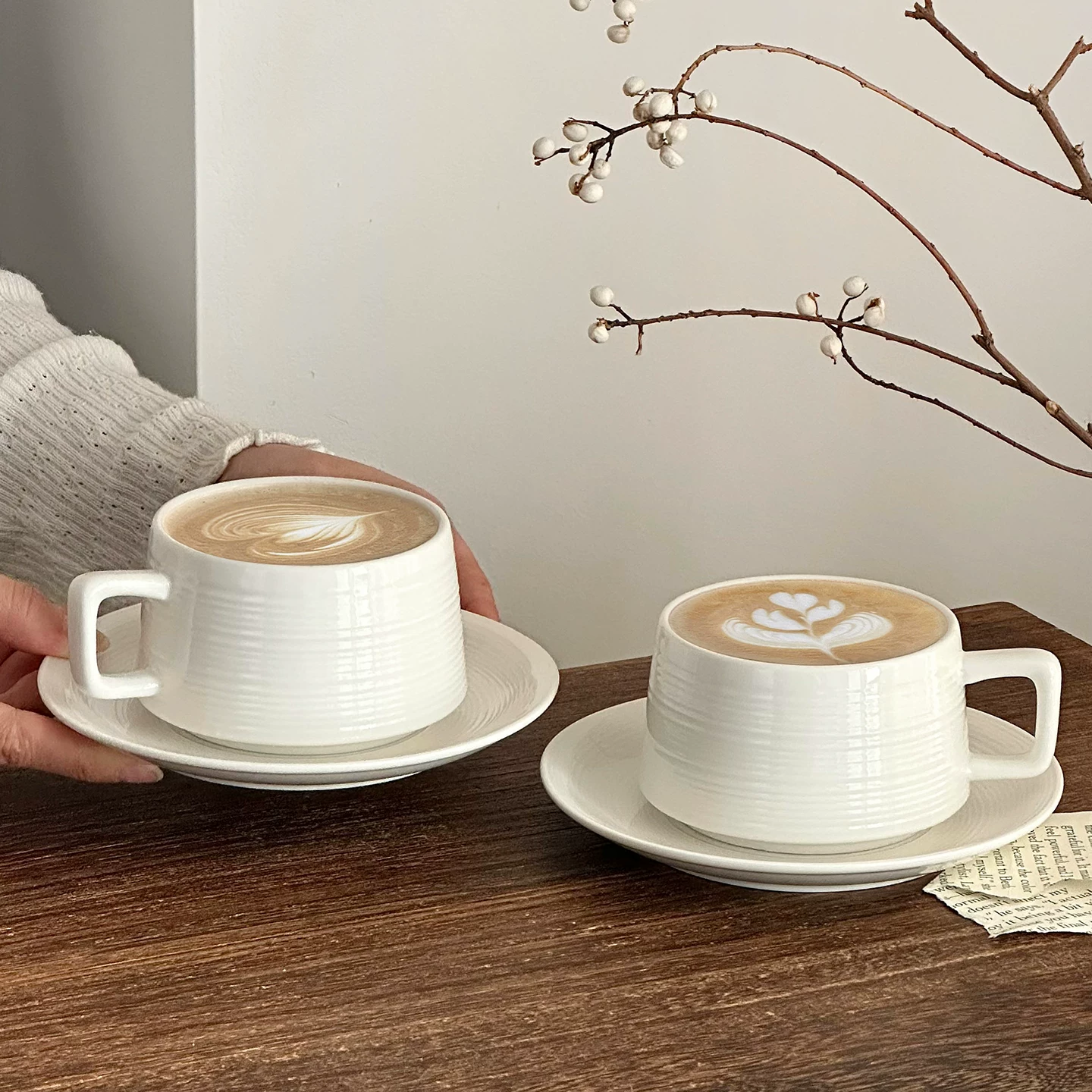 Bộ tách trà sứ trắng cao cấp, tách uống cà phê tinh tế, ly latte nghệ thuật Ý sang trọng