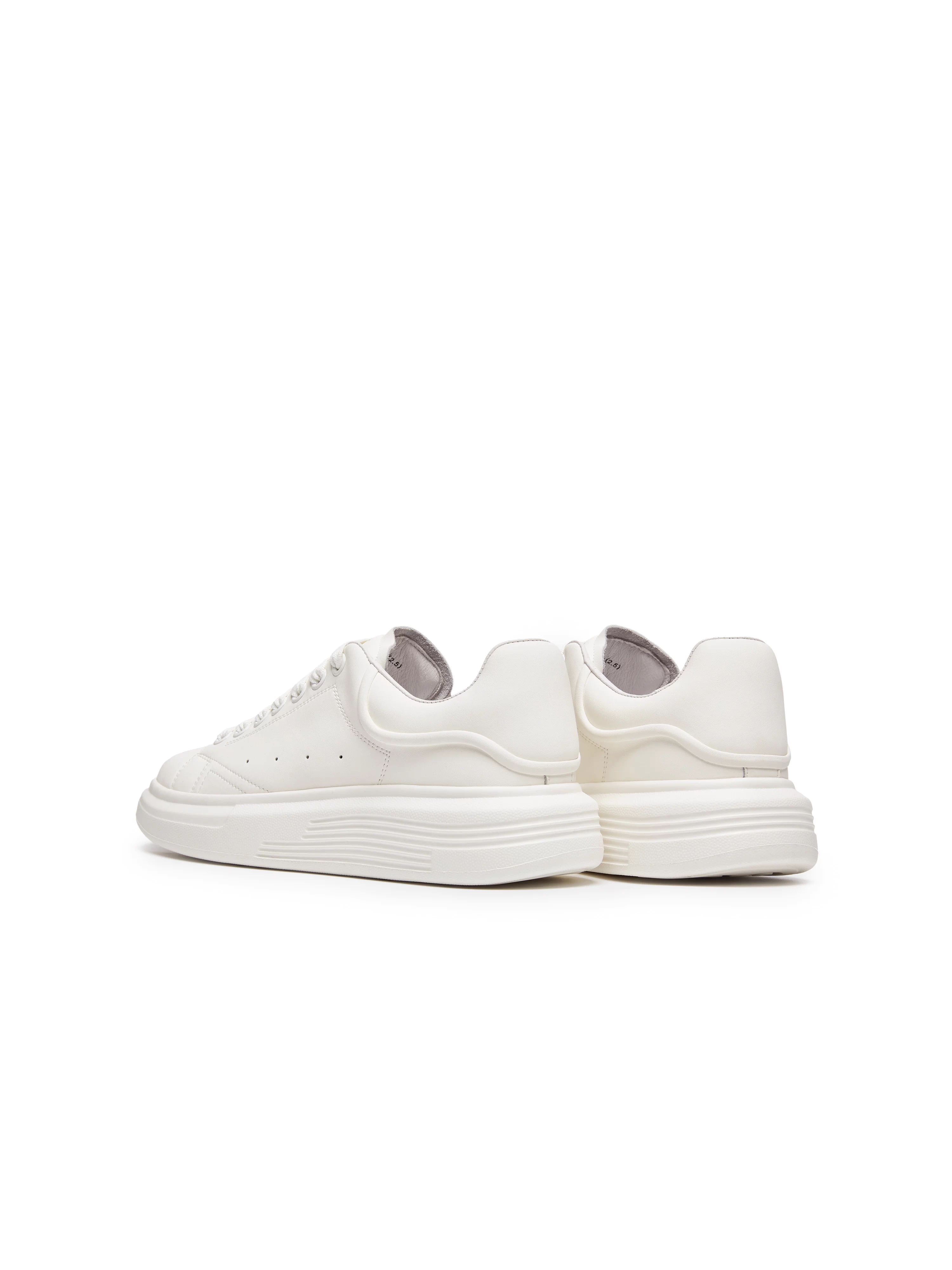 Giày thể thao nam đế dày phong cách mới Thu 2025 Tianmeiyi, cùng mẫu với trung tâm thương mại, giày thể thao nam thời trang 3VV01CM5