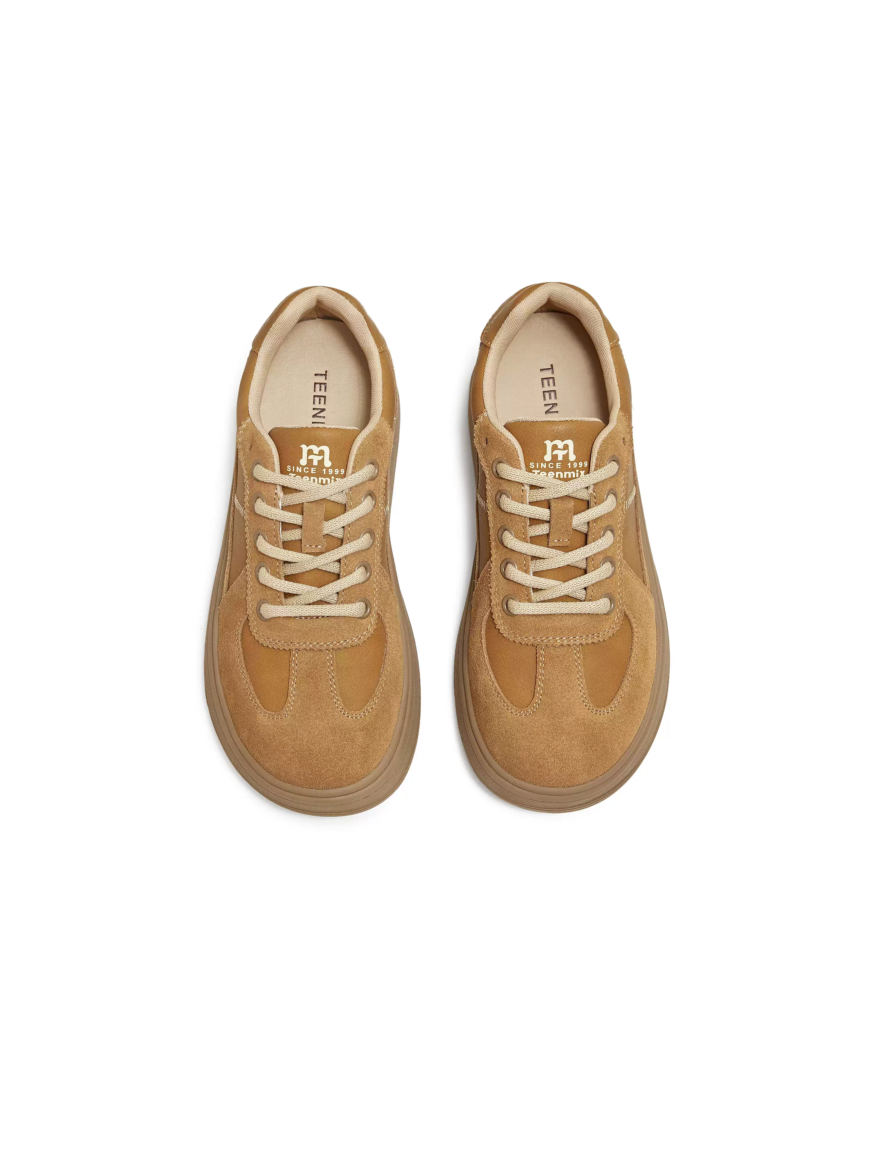 Giày thể thao nữ Tianmeiyi đế dày tăng chiều cao, kiểu dáng cổ điển, giày ván thể thao, mẫu mới thu 2025 KG136DM5